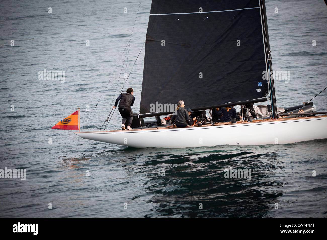 Sanxenxo, Pontevedra, España. el rey emerito llega al puerto de sanxenxo para embarcar en el Bribon para realizar un entrenamiento antes de la regata que comienza mañana. King Emeritus Juan Carlos I in Sanxenxo. March 15 2024 Credit: CORDON PRESS/Alamy Live News Stock Photo