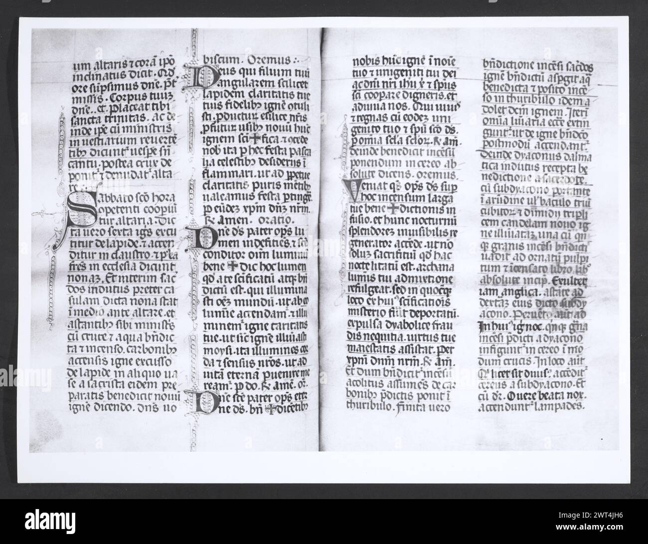 Lazio Roma Velletri Museo Capitolare43. Hutzel Max 1960 1990 Medieval Breviaries two 14 15th century The Passion on vellum French school late 13th century reliquaries. Post medieval Paintings frescoes...
