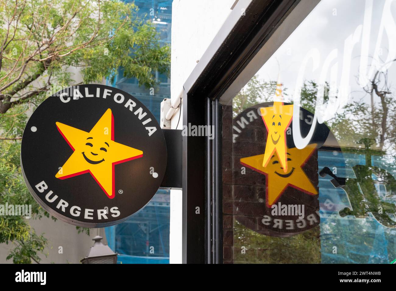 Carls jr logo hi-res stock photography and images - Alamy
