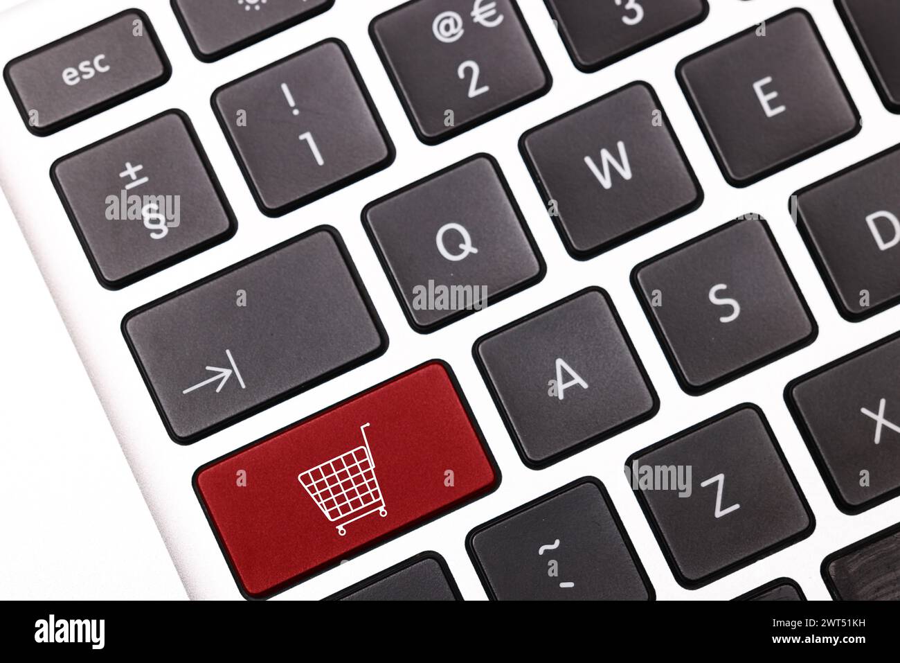 Store Button Keyboard Button for purchases on the keyboard hi-res stock photography and ...