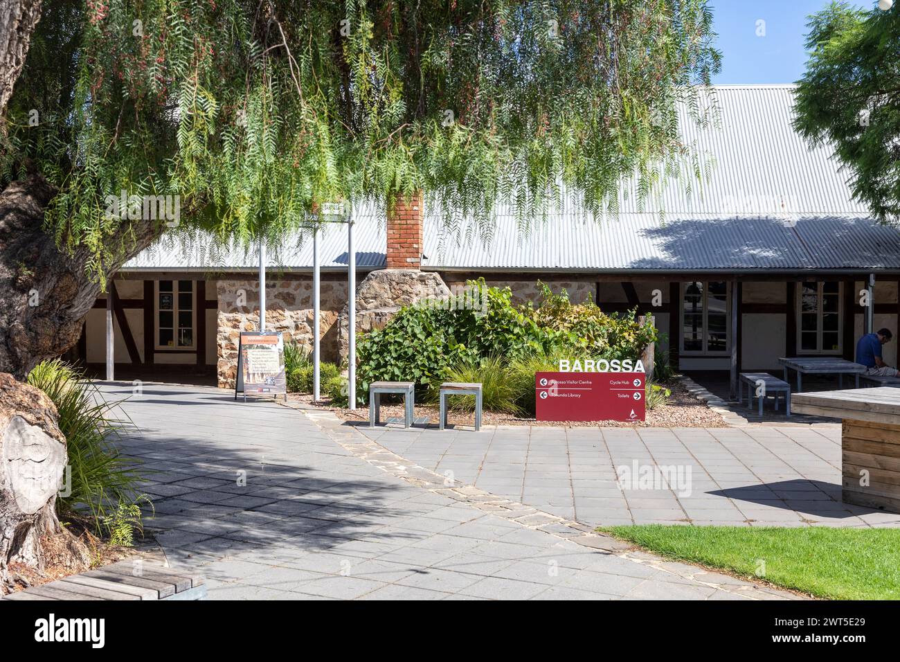Barossa Valley, Barossa visitor tourist information centre with library