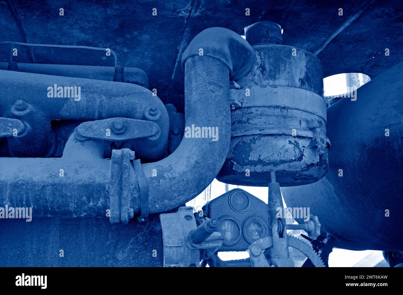Old diesel generators hi-res stock photography and images - Alamy