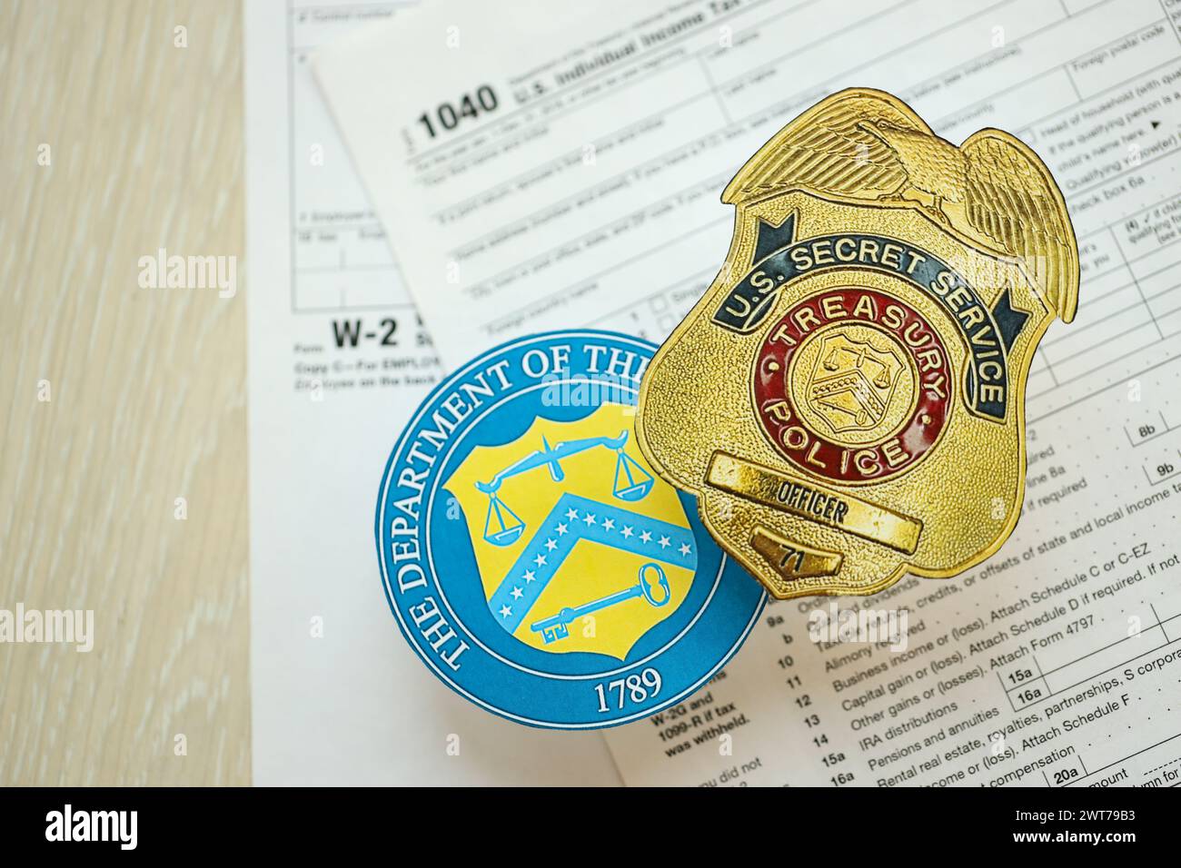 Irs Cops 1040 form logo icon hi-res stock photography and images - Alamy