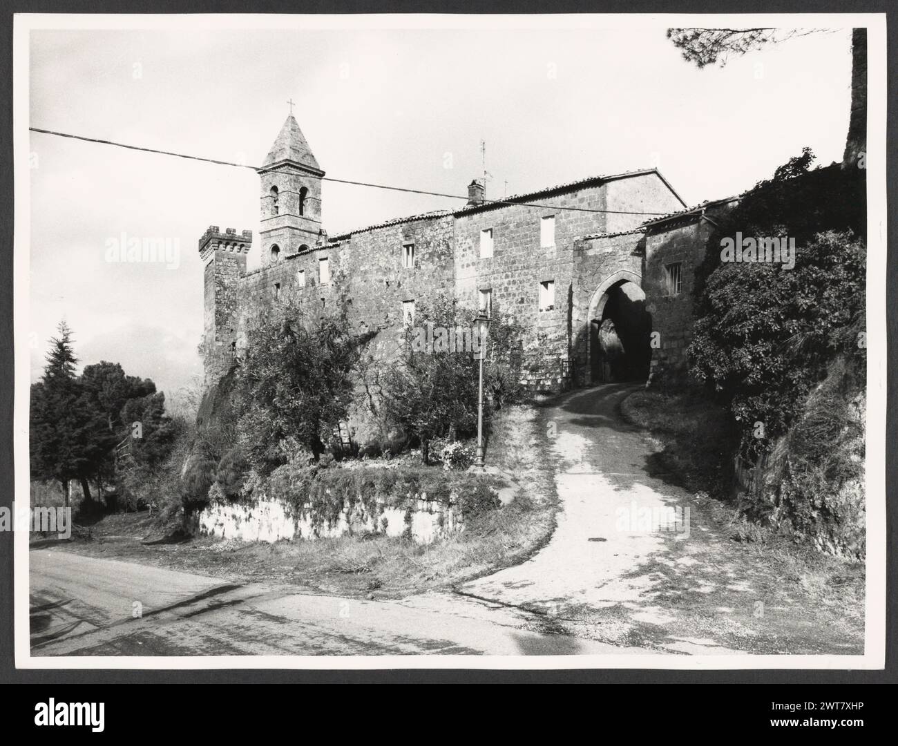 Umbria Terni Porano Castel Rubello. Hutzel, Max 1960-1990 Post-medieval: Castle originally functioned as a fortress, turned into residence in late Renaissance--present owners granted permission to photograph room adjacent to entrance. Views of exterior; interior views of ceiling frescoes. German-born photographer and scholar Max Hutzel (1911-1988) photographed in Italy from the early 1960s until his death. The result of this project, referred to by Hutzel as Foto Arte Minore, is thorough documentation of art historical development in Italy up to the 18th century, including objects of the Etrus Stock Photo