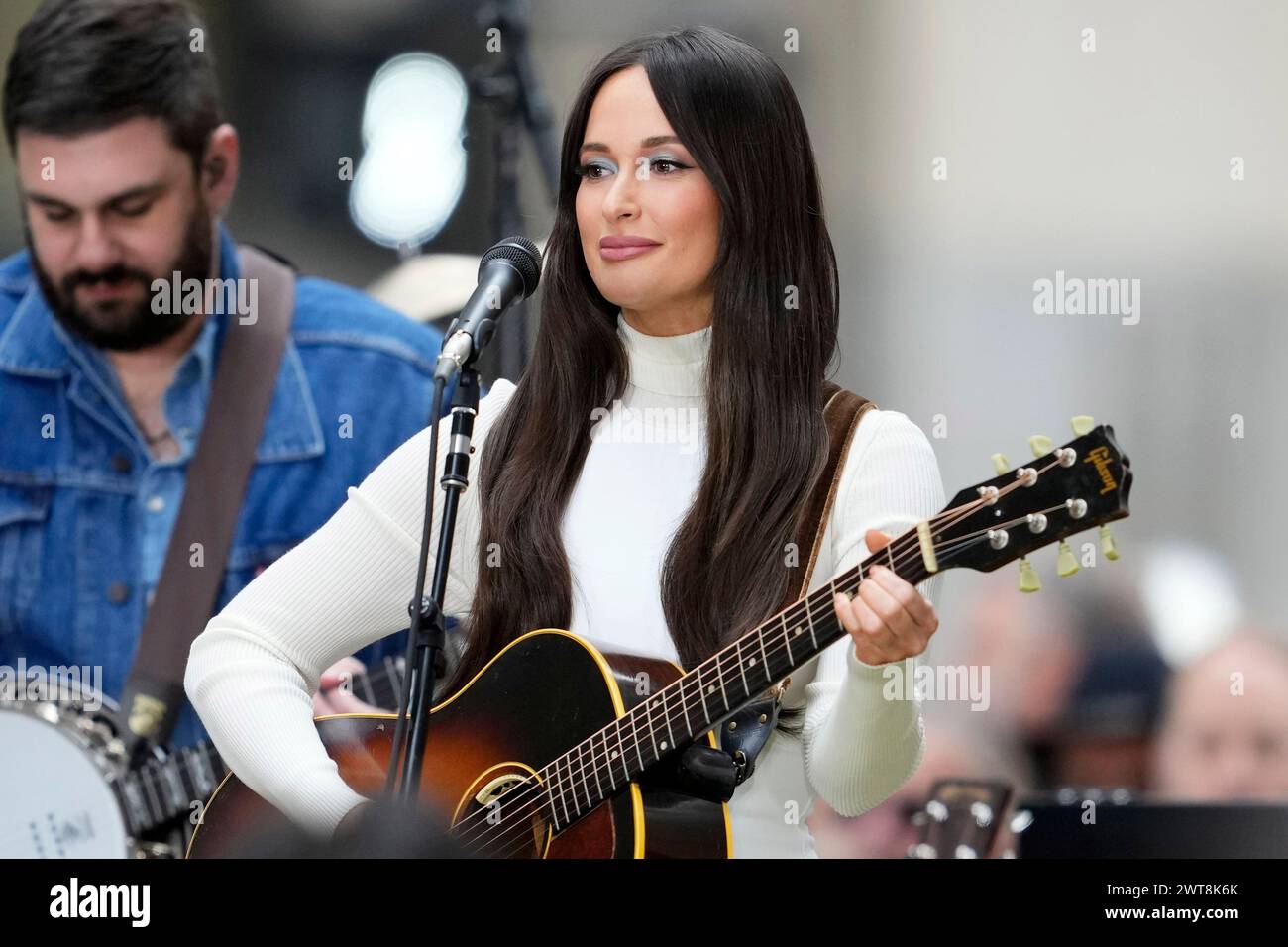 Kacey Musgraves performs on NBC&rsquo;s Today show at Rockefeller Plaza on