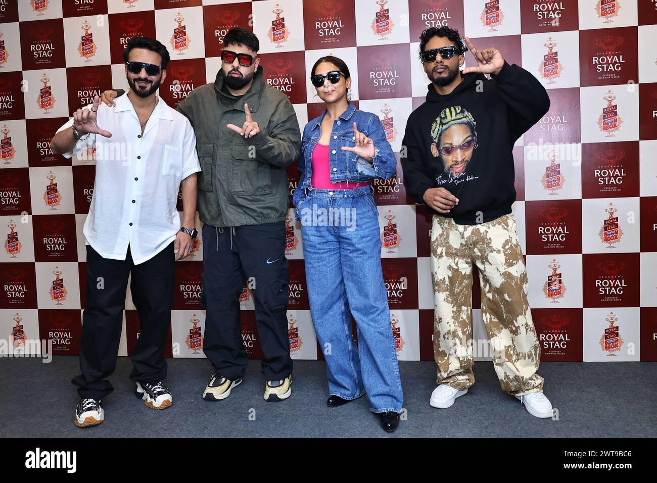 Dino james hi-res stock photography and images - Alamy