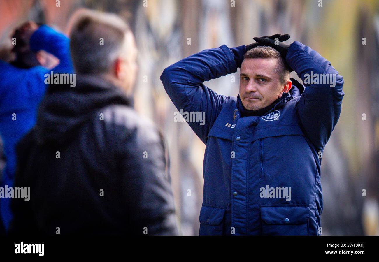 Rostock, Germany. 16th Mar, 2024. Soccer: Bundesliga 2, Hansa Rostock - SpVgg Greuther Fürth, Matchday 26, Ostseestadion. Rostock coach Mersad Selimbegovic. Rostock wins 1 : 0 against Greuther Fürth. Credit: Jens Büttner/dpa - IMPORTANT NOTE: In accordance with the regulations of the DFL German Football League and the DFB German Football Association, it is prohibited to utilize or have utilized photographs taken in the stadium and/or of the match in the form of sequential images and/or video-like photo series./dpa/Alamy Live News Stock Photo