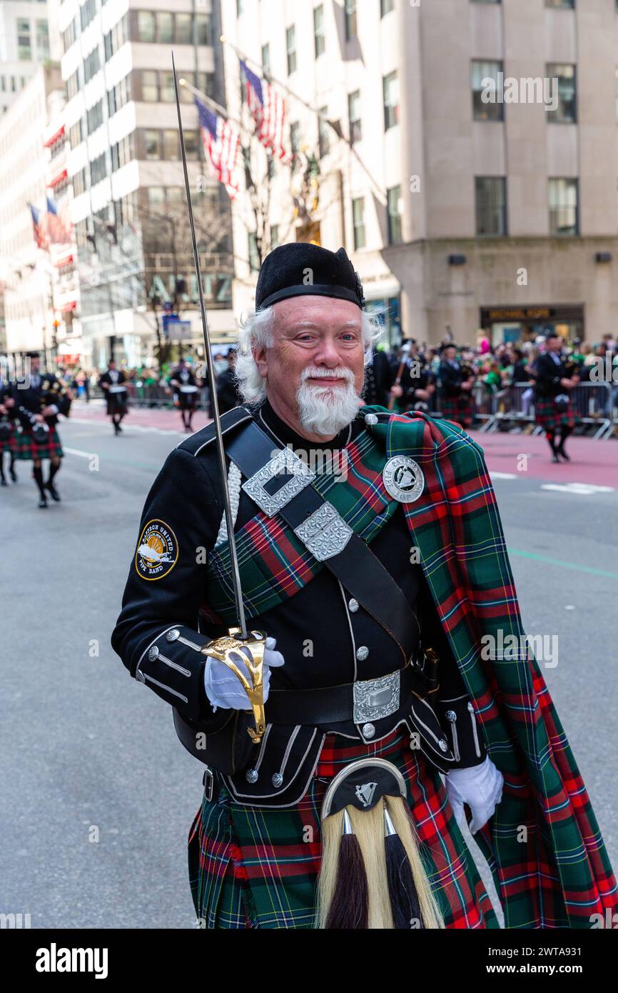 Saffron united pipe band hires stock photography and images Alamy