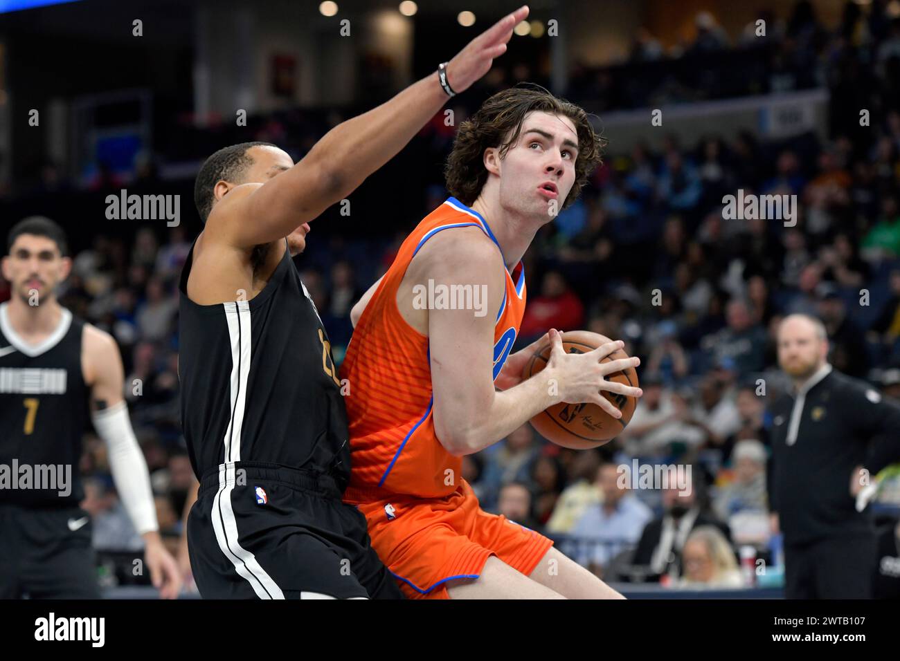 Oklahoma City Thunder guard Josh Giddey handles the ball against ...