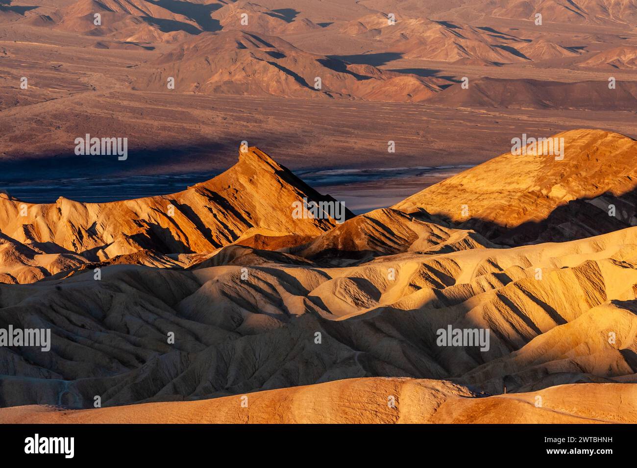 Dust cloud death valley hi-res stock photography and images - Alamy