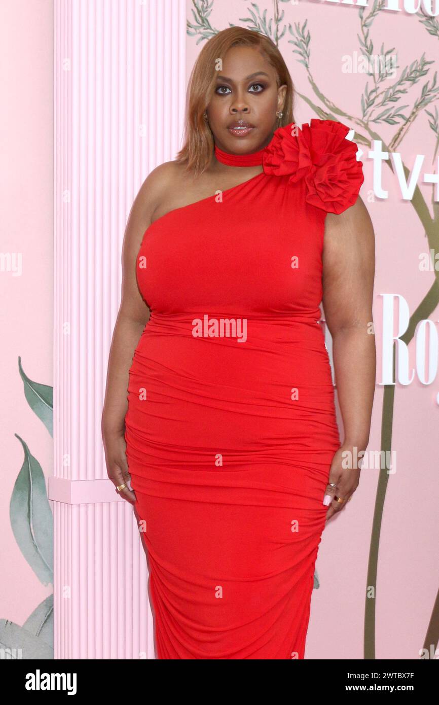 LOS ANGELES MAR 14 Amber Chardae Robinson at the Palm Royal World