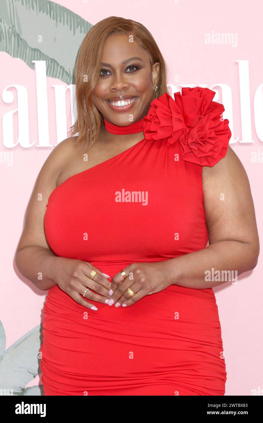 LOS ANGELES MAR 14 Amber Chardae Robinson at the Palm Royal World