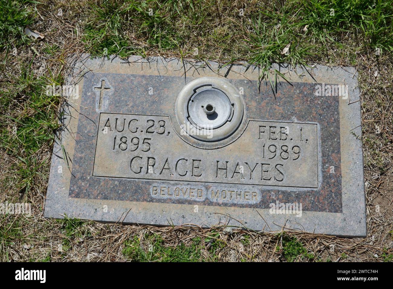 Las Vegas, Nevada, USA 8th March 2024 Actor Peter Lind Hayes mother Grace Hayes Grave in Garden of Resurrection at Palm Memorial Park on March 8, 2024 in Las Vegas, Nevada, USA. Photo by Barry King/Alamy Stock Photo Stock Photo