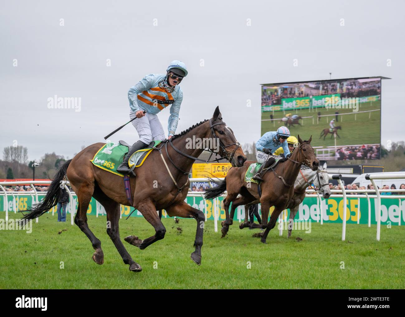 Beauport wins the 2024 Midlands Grand National at Uttoxeter for Nigel Twiston-Davies and Jordan Nailor Stock Photo