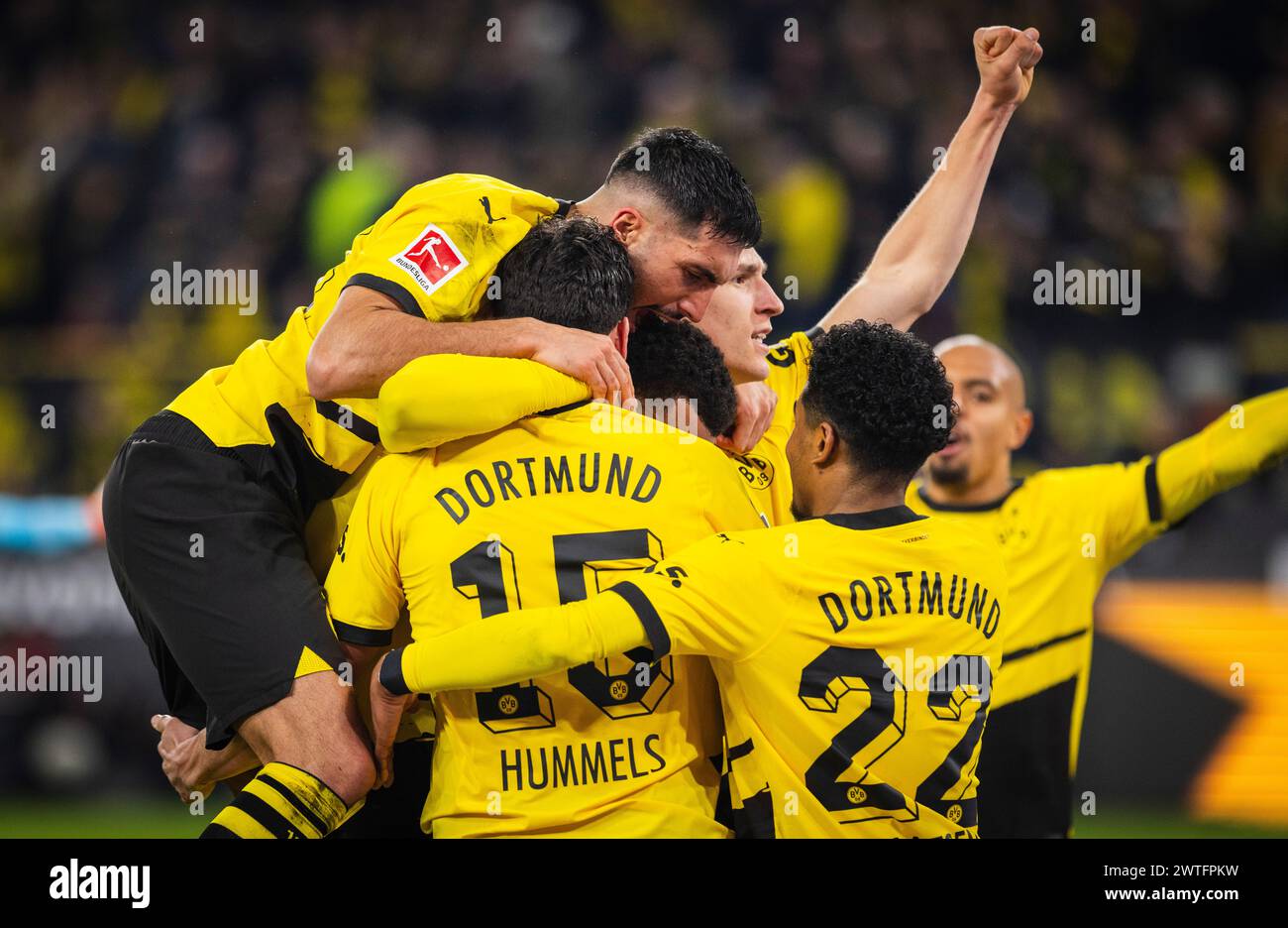 Bvb: Mats Hummels’ Abschiedsspiel – Diese Überraschung Rührte Alle Zu Tränen! - 94ke3lg