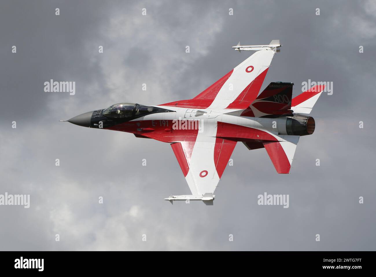 General dynamics f 16am hi res stock photography and images Page 2 Alamy