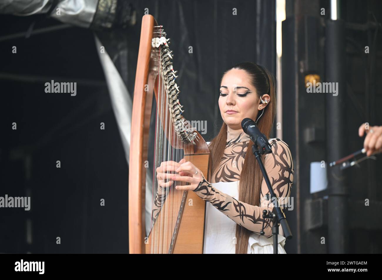London, UK. 17th Mar, 2024. BIIRD preforms the Saint Patrick's Day 2024 ...