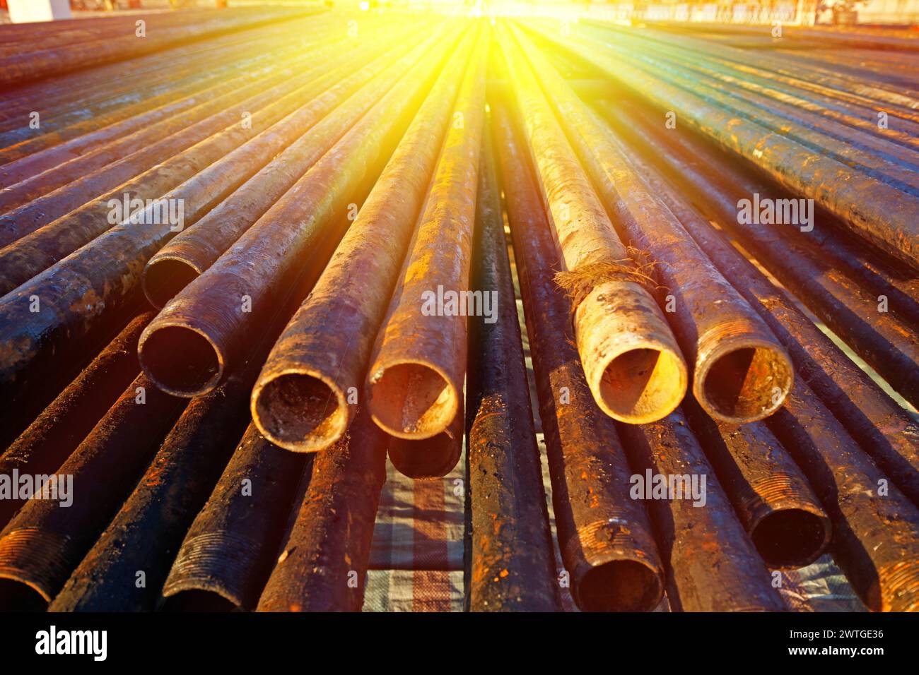 Drill pipe threads hi-res stock photography and images - Alamy
