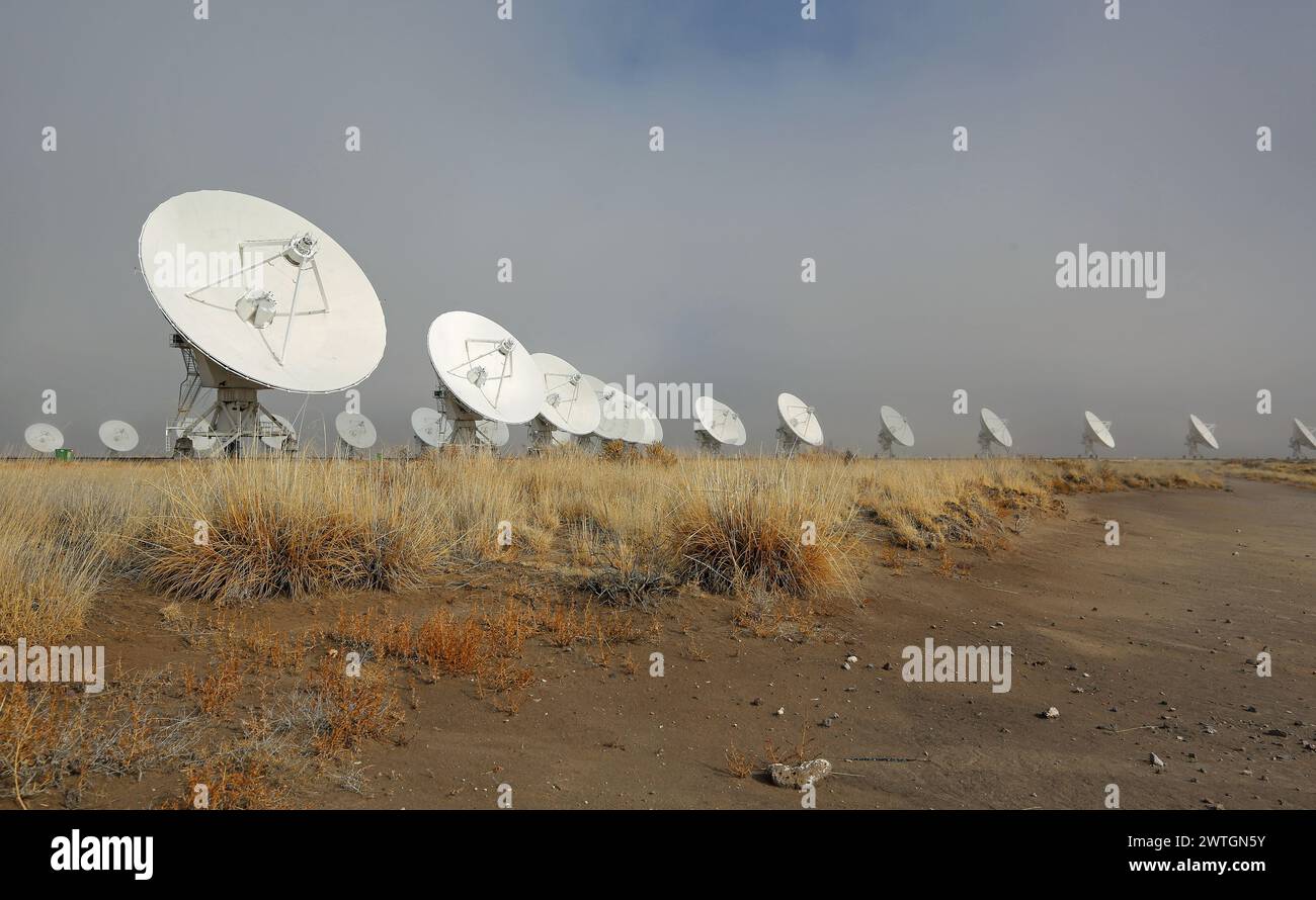 VLA in fog - Very Large Array, New Mexico Stock Photo