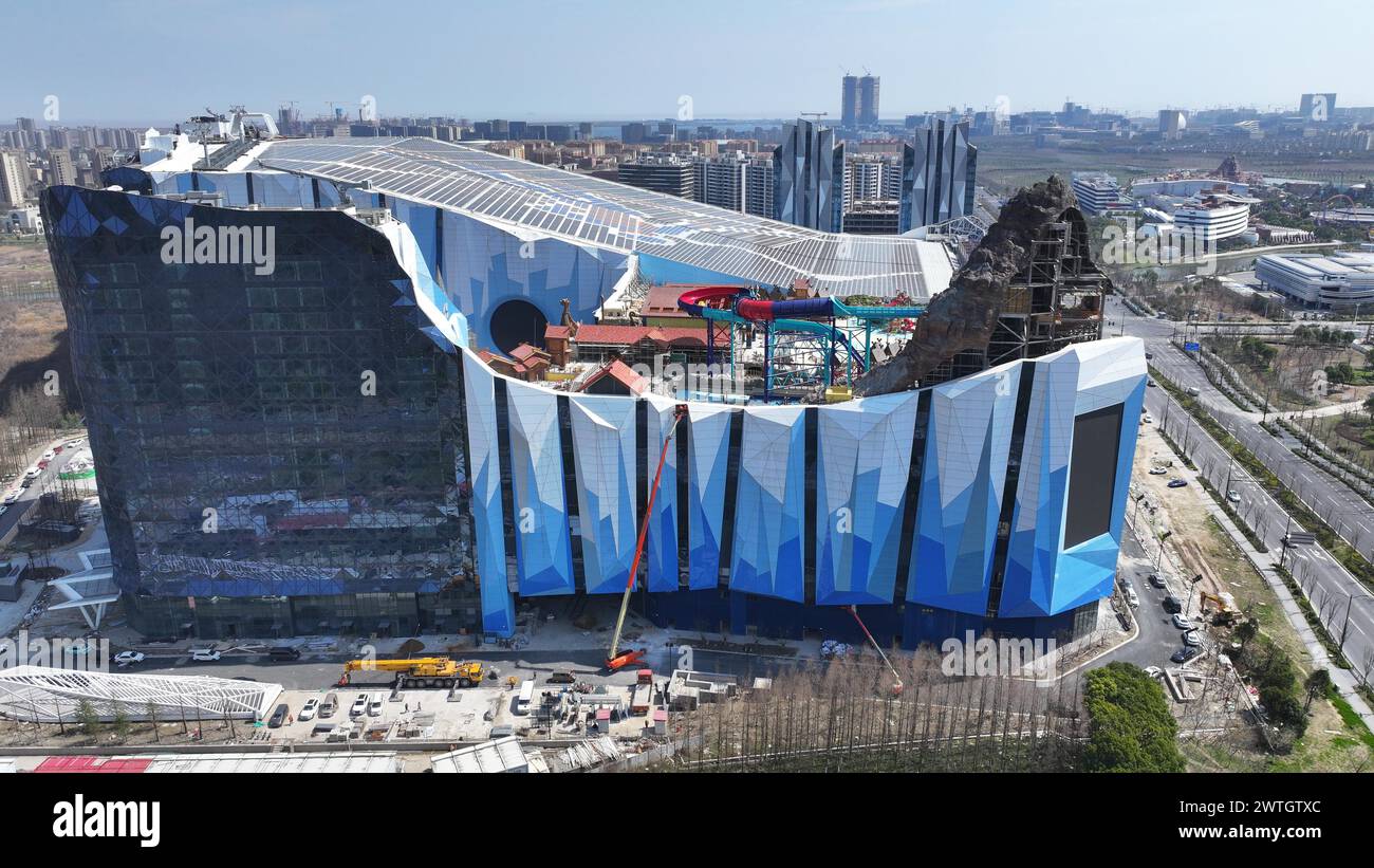 Aerial photo shows the world's largest indoor ski resort under
