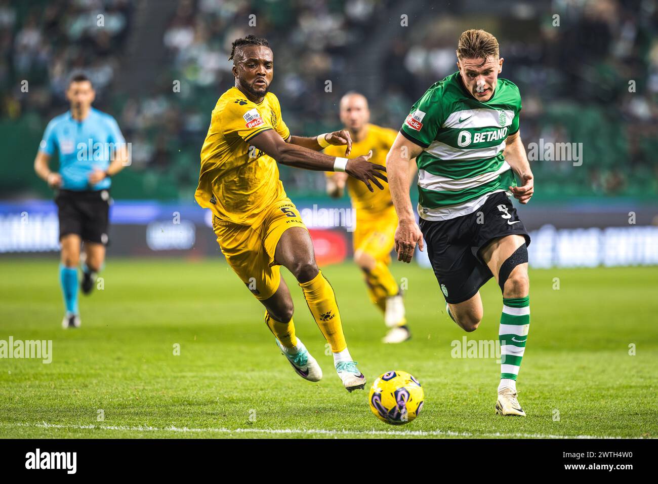Lisbon, Portugal. 17th Mar, 2024. Viktor Gyokeres of Sporting CP (R) with Chidozie Awaziem of Boavista FC (L) in action during the Liga Portugal Betclic match between Sporting CP and Boavista FC at Estadio Jose Alvalade. (Final score: Sporting CP 6 - 1 Boavista FC) Credit: SOPA Images Limited/Alamy Live News Stock Photo