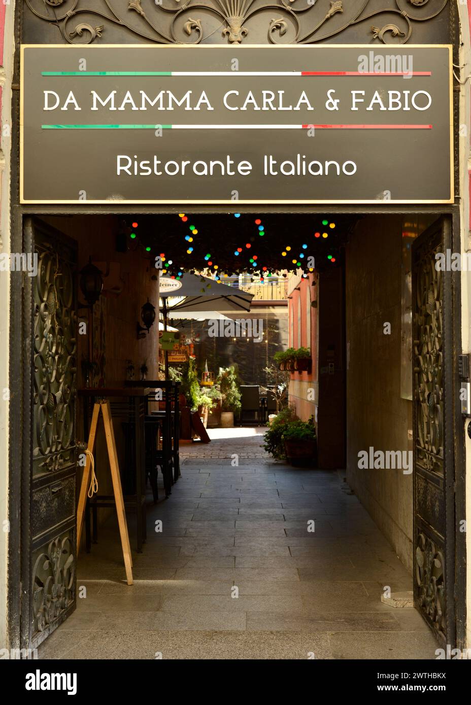 Italian restaurant sofia bulgaria hi-res stock photography and images ...