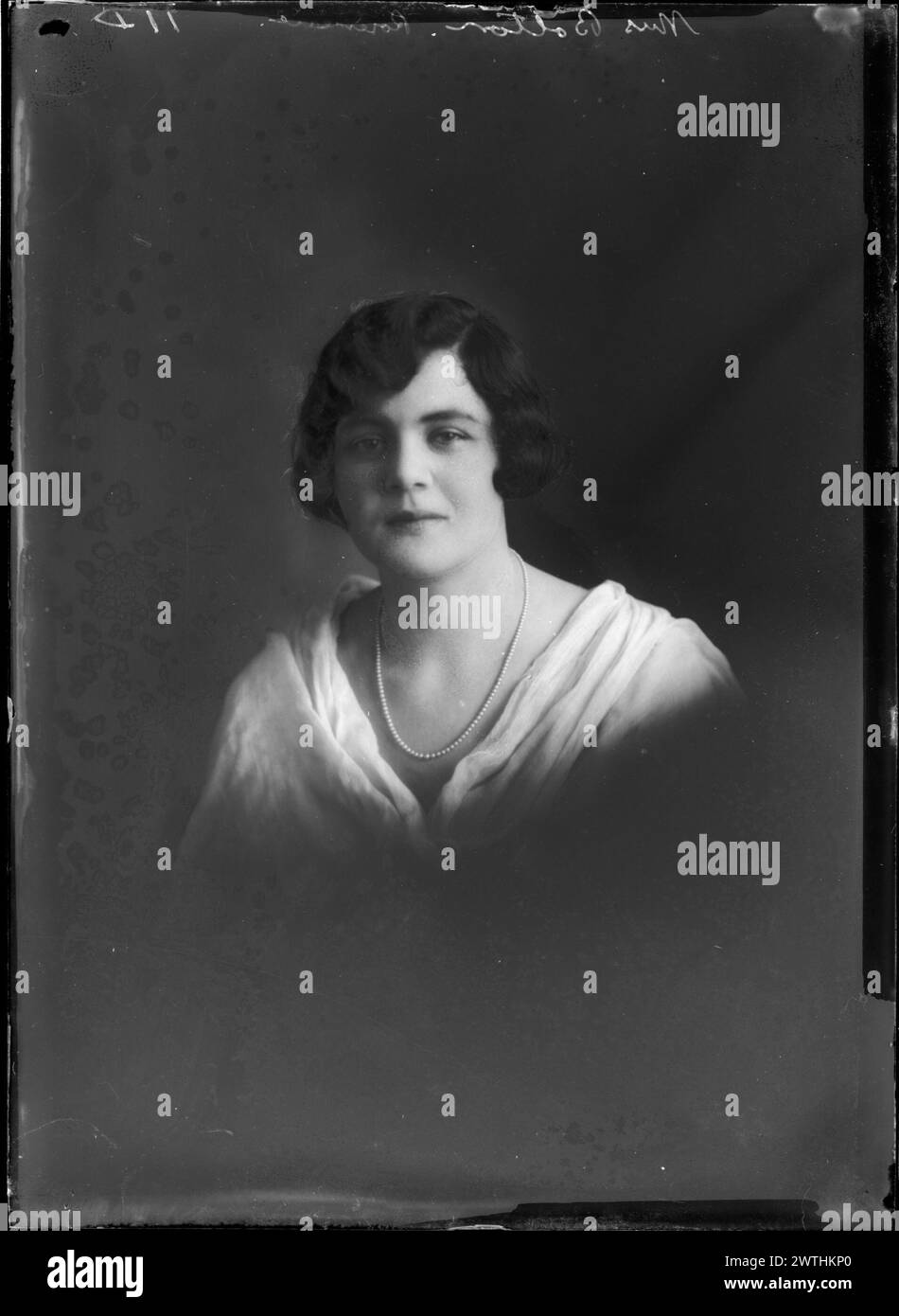 Mrs Bolton Rosemarie studio portraits, portraits, blackandwhite