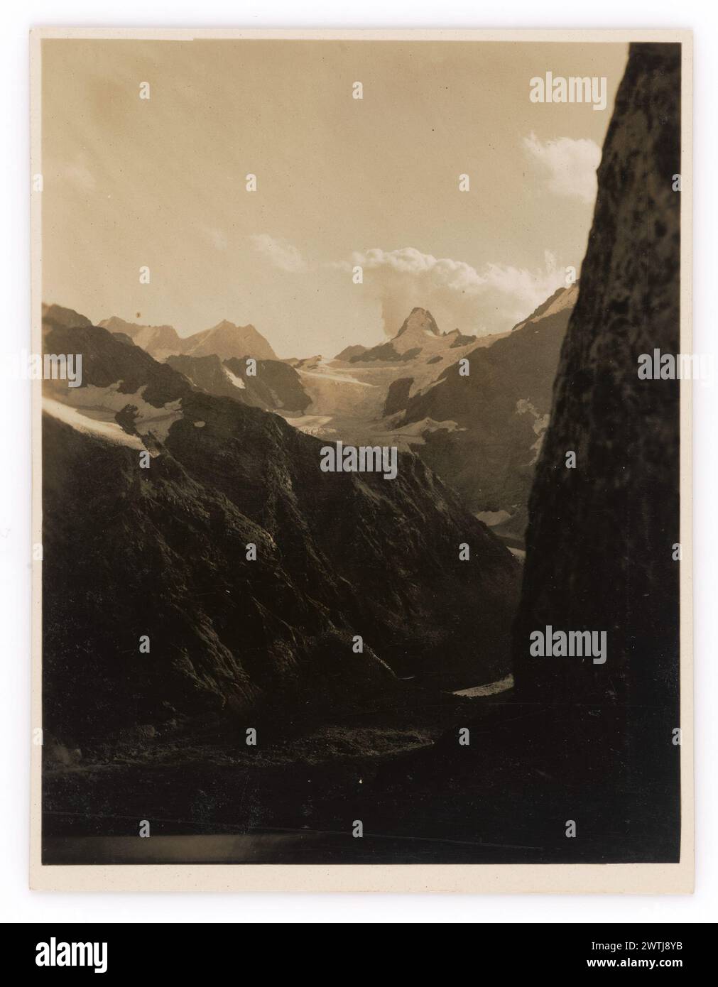 Classen glacier hi-res stock photography and images - Alamy