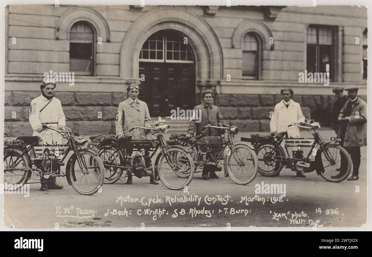 Reliability cycle hi-res stock photography and images - Alamy