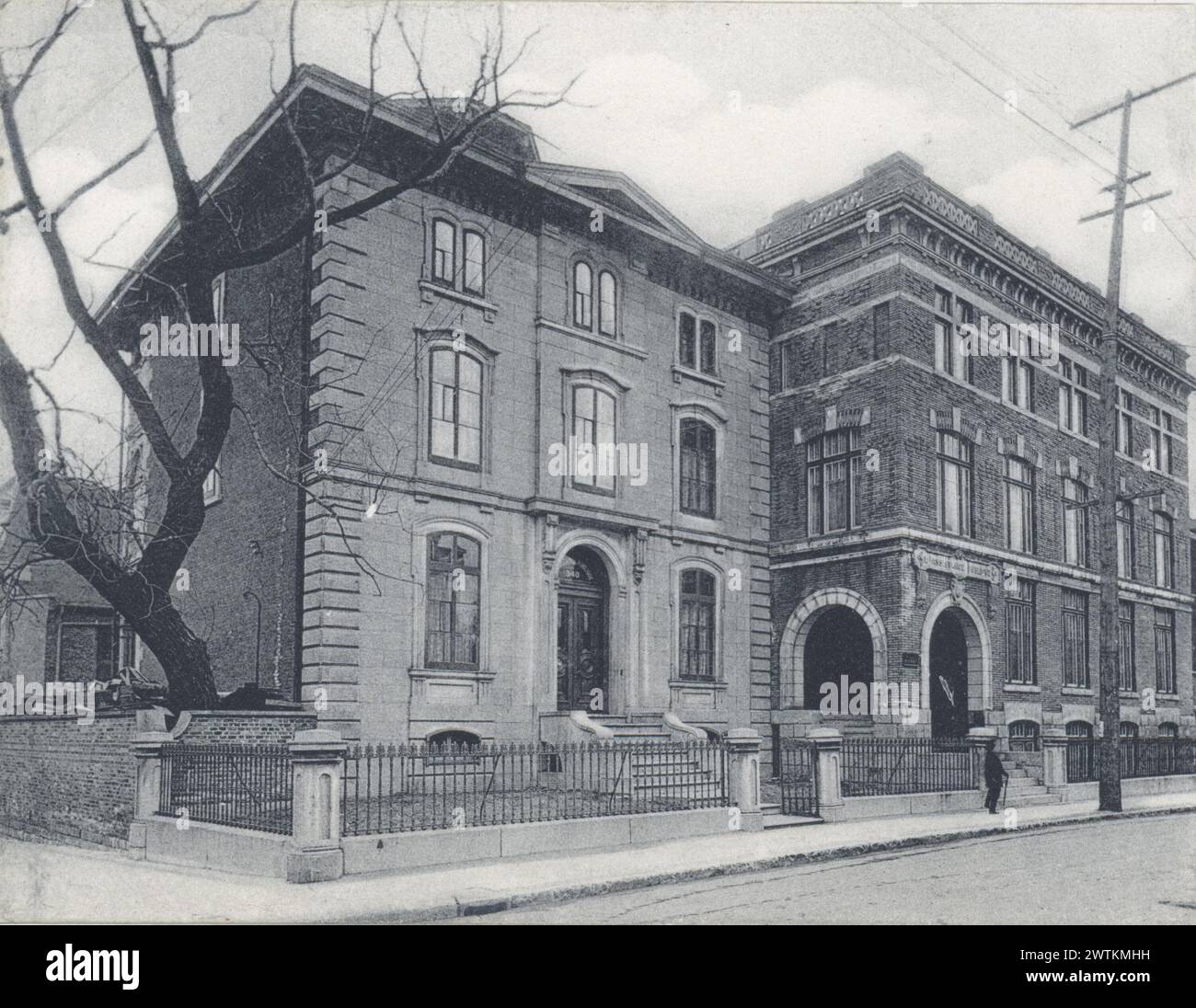 Collotype - L'Assistance Publique, welfare offices, St. Hubert street, Montreal, QC, about 1910 Stock Photo