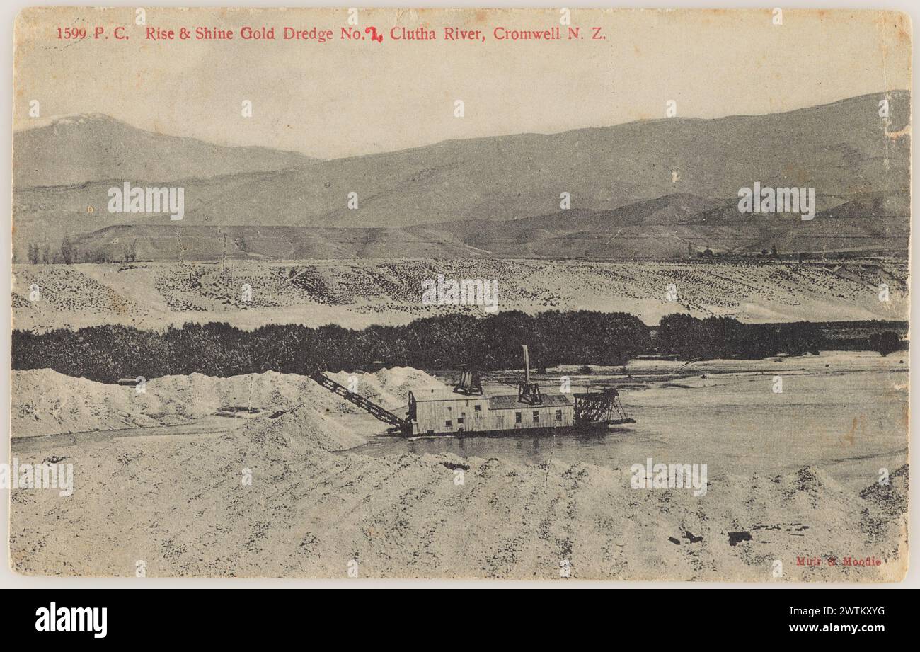 Rise and Shine Gold Dredge, Number 1, Clutha River, Cromwell New Zealand photographic postcards Stock Photo