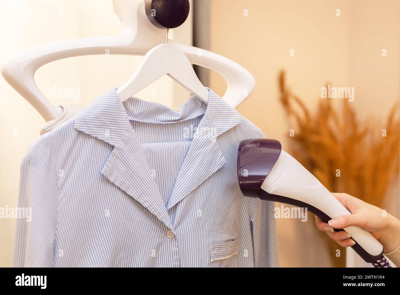 How to Skip the Dry Cleaner and Wash Your Dress Shirts at Home, image size:1300x957