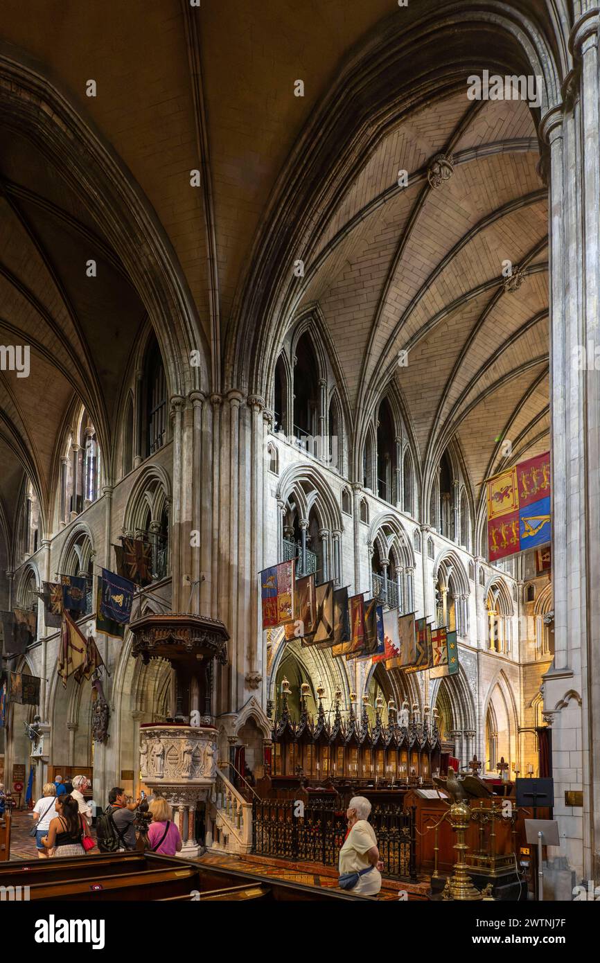 09.09.2023, Dublin, Hauptstadt Irlands, Ard-Eaglais Naomh Pdraig oder nur kurz St Patrick s ist die größte Kathedrale Dublins und die größte Kirche in Irland. Chorraum und Chorgestühl 09.09.2023, Irland Land und Leute 09.09.2023, Irland Land und Leute *** 09 09 2023, Dublin, capital of Ireland, Ard Eaglais Naomh Pdraig or just St Patrick s for short is the largest cathedral in Dublin and the largest church in Ireland Choir room and choir stalls 09 09 2023, Ireland country and people 09 09 2023, Ireland country and people Stock Photo