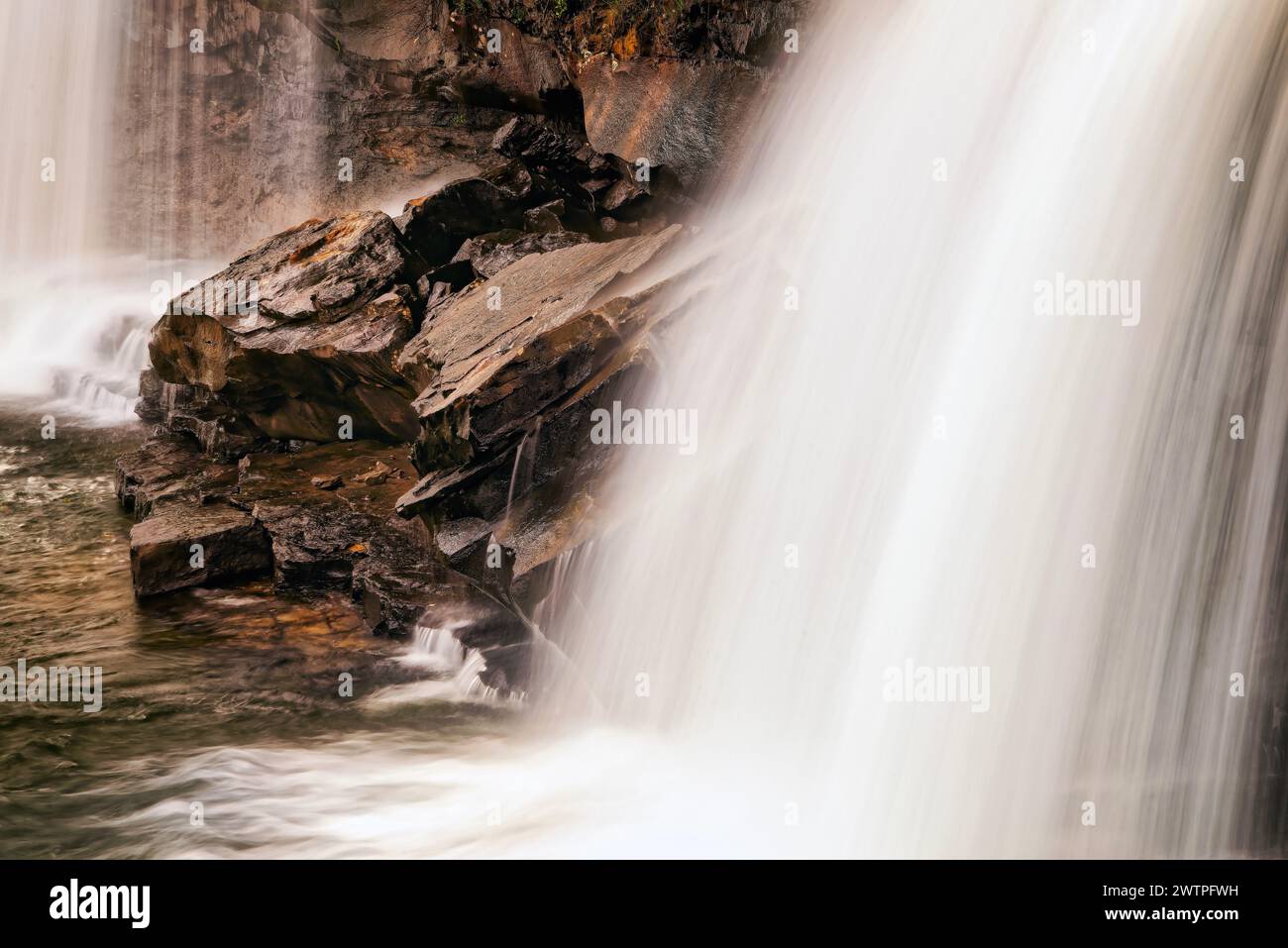 Vibrant greenery rocks near waterfall hi-res stock photography and ...
