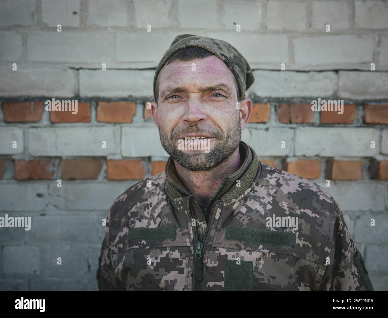 Ukrainian soldier hi-res stock photography and images - Alamy