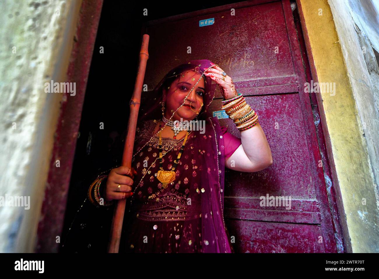 holi songs based on radha krishna
