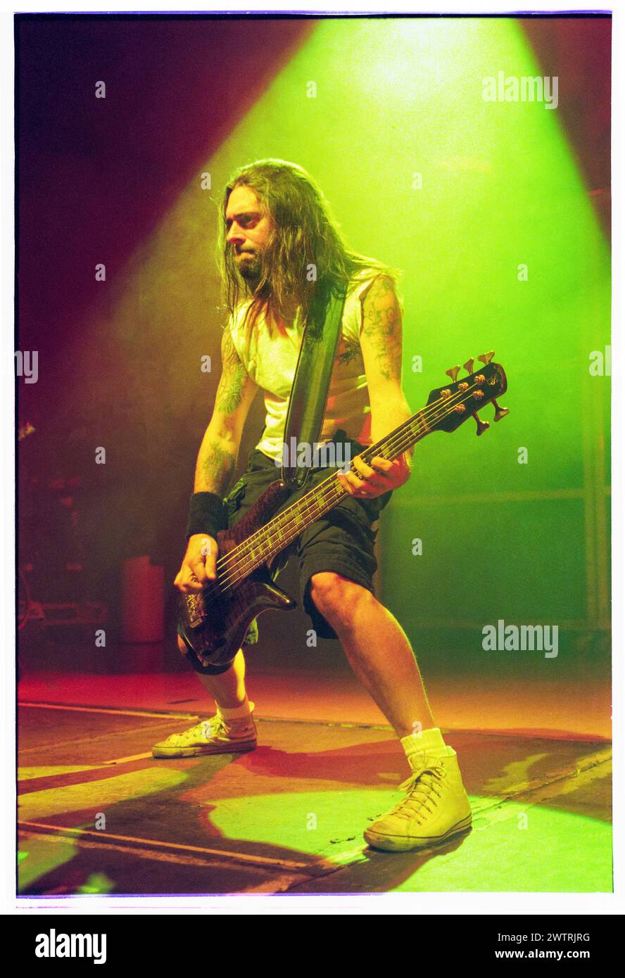 REX BROWN, PANTERA, 2000: Rex Brown gbass player with Pantera playing live on one of the last tours with the band's classic lineup at Newport Centre in Newport, Wales, UK on 24 April 2000. Photograph: Rob Watkins.  INFO: The legendary American heavy metal band Pantera formed in 1981 in Arlington, Texas. In 2000 they were touring with their ninth and final studio album ‘Reinventing the Steel’. Stock Photo