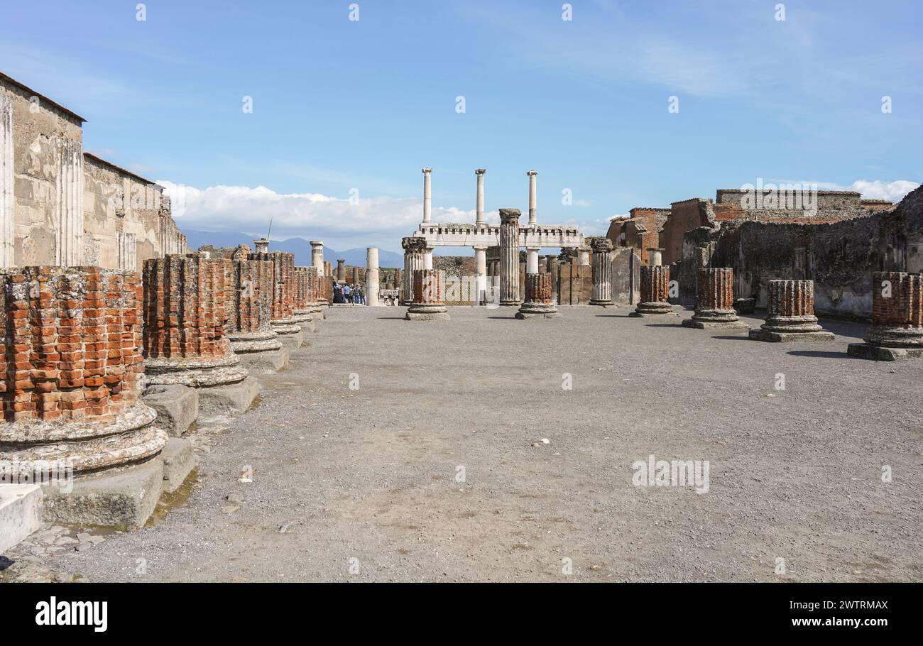 Pompeii Forum square, centre of life in ancient Pompeii, The city of ...