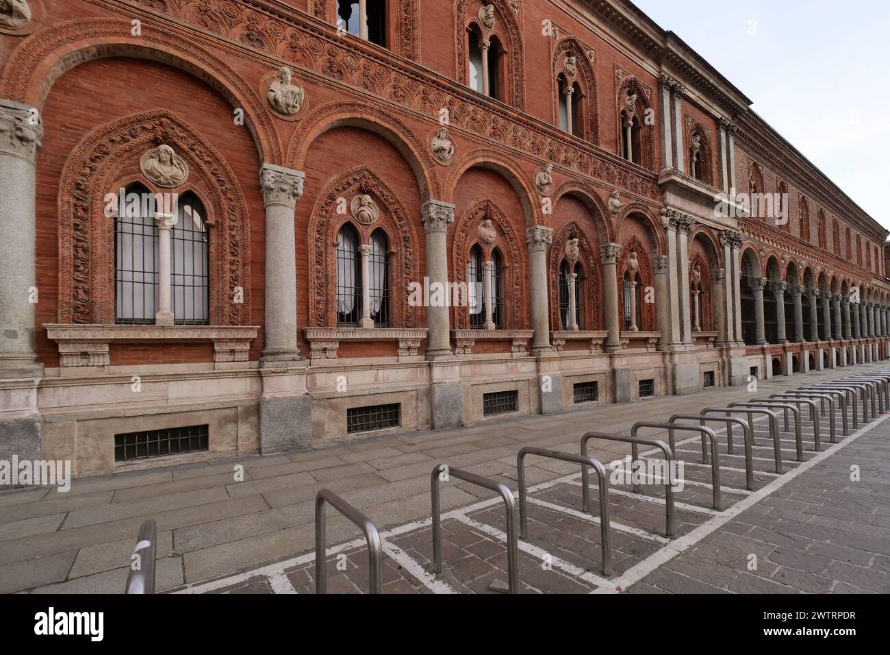 Statale Milan ca’ granda hi-res stock photography and images - Alamy
