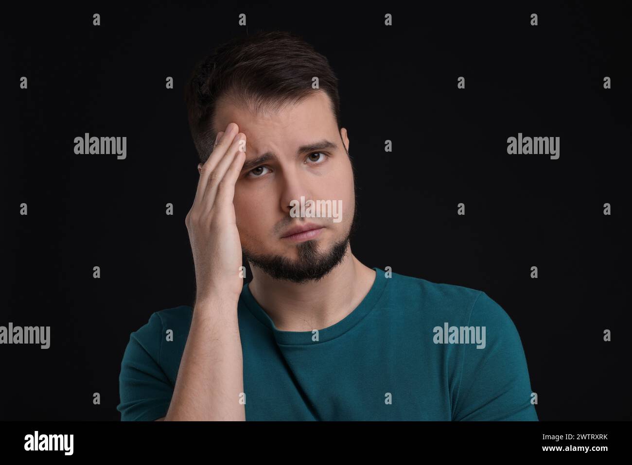 Sad lonely young black man hi-res stock photography and images - Alamy