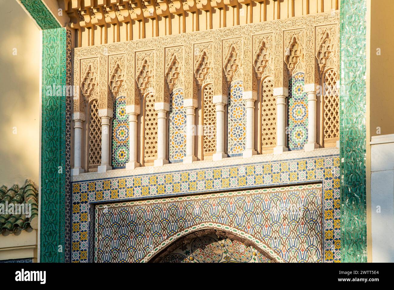 Dar El Makhzen Ornamented gate of the royal palace in Fes Stock Photo ...