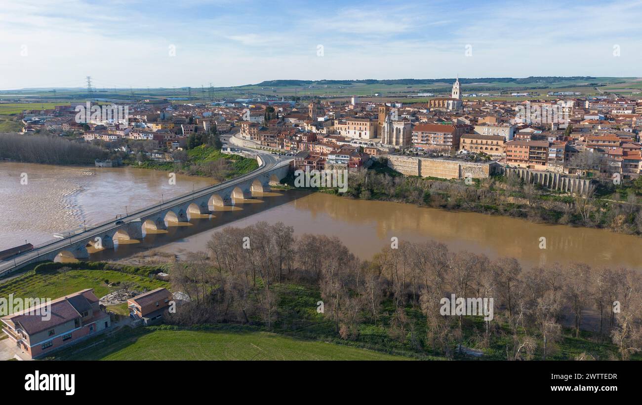 The Duero river as it passes through Tordesillas at the end of winter Stock Photo