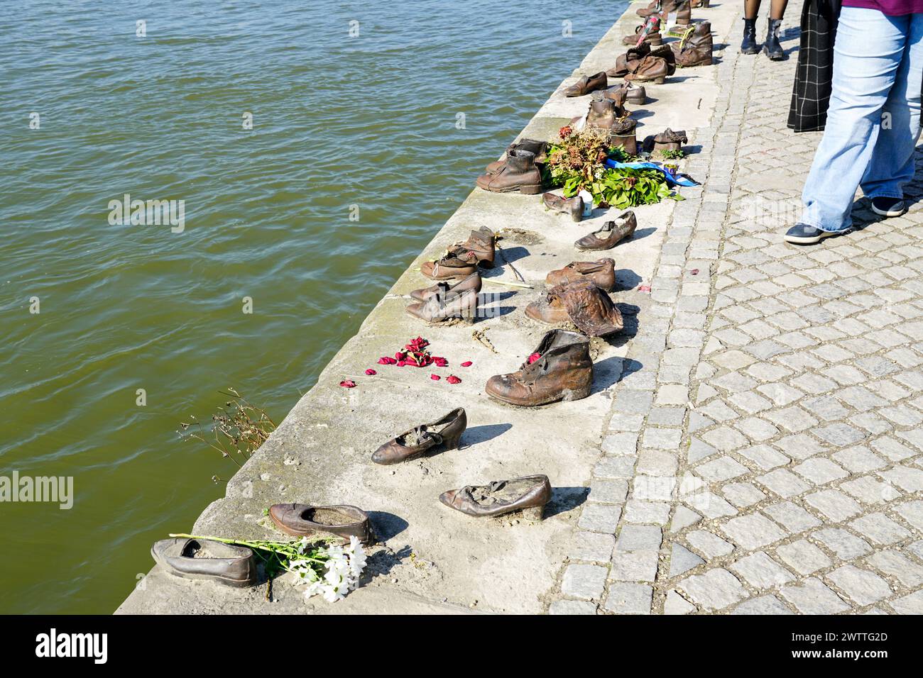 Iron Shoes memorial to 2WW Jewish Holocaust victims symbolizing the