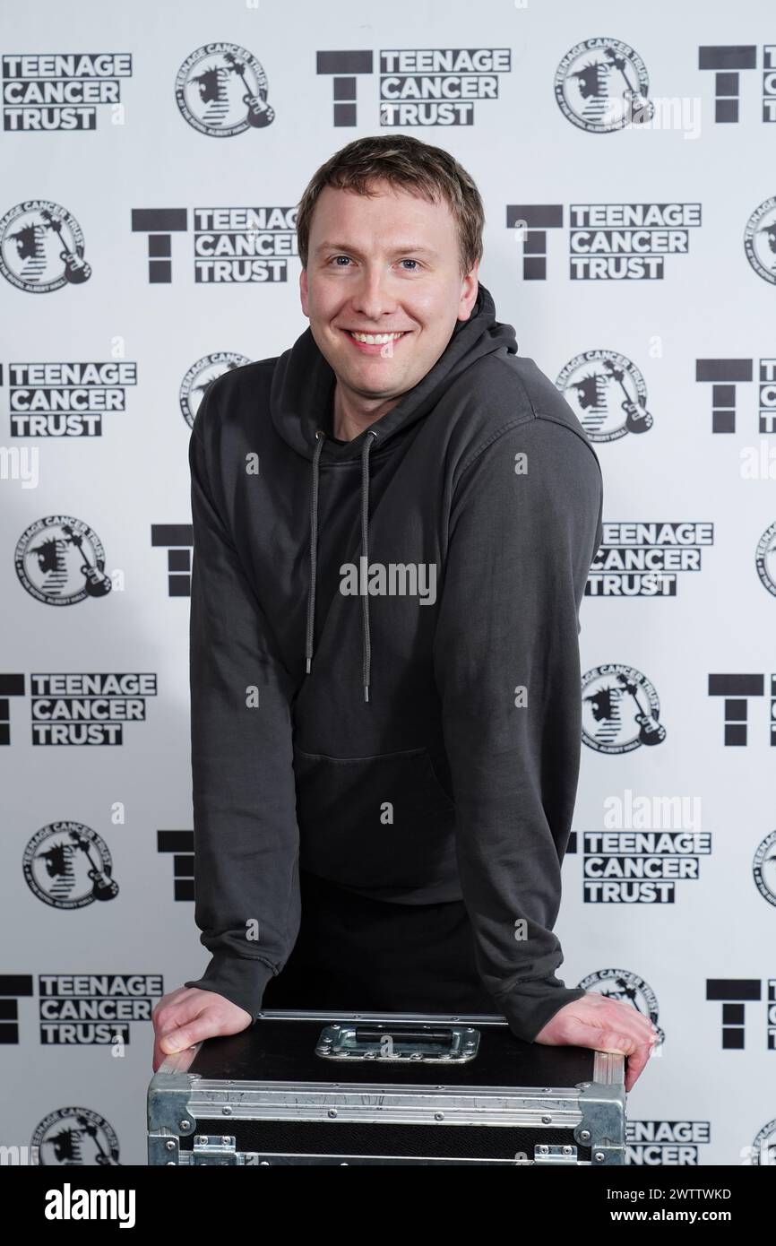 Joe Lycett Backstage During A Night Of Comedy The Teenage Cancer Trust joe-lycett-backstage-during-a-night-of-comedy-the-teenage-cancer-trust