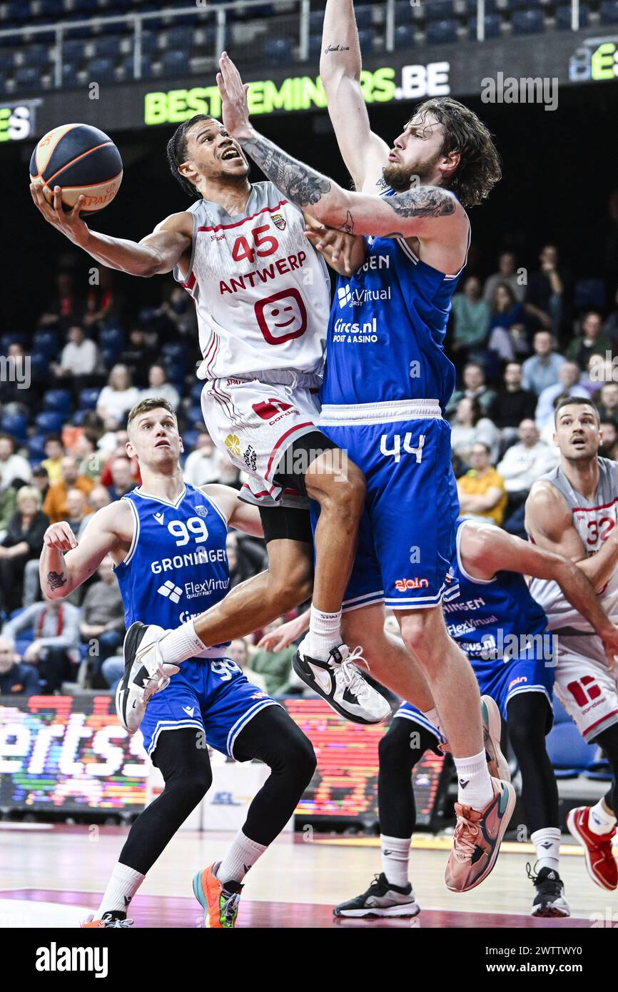 Antwerp, Belgium. 19th Mar, 2024. Antwerp's Rasir Bolton and Groningen