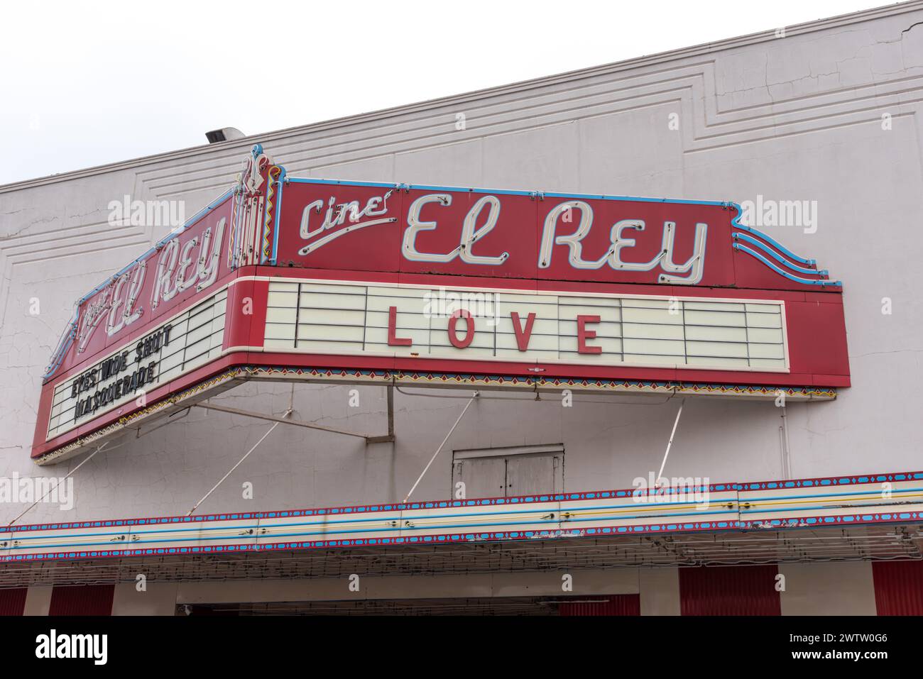 Old movie theater marquee hi-res stock photography and images - Alamy