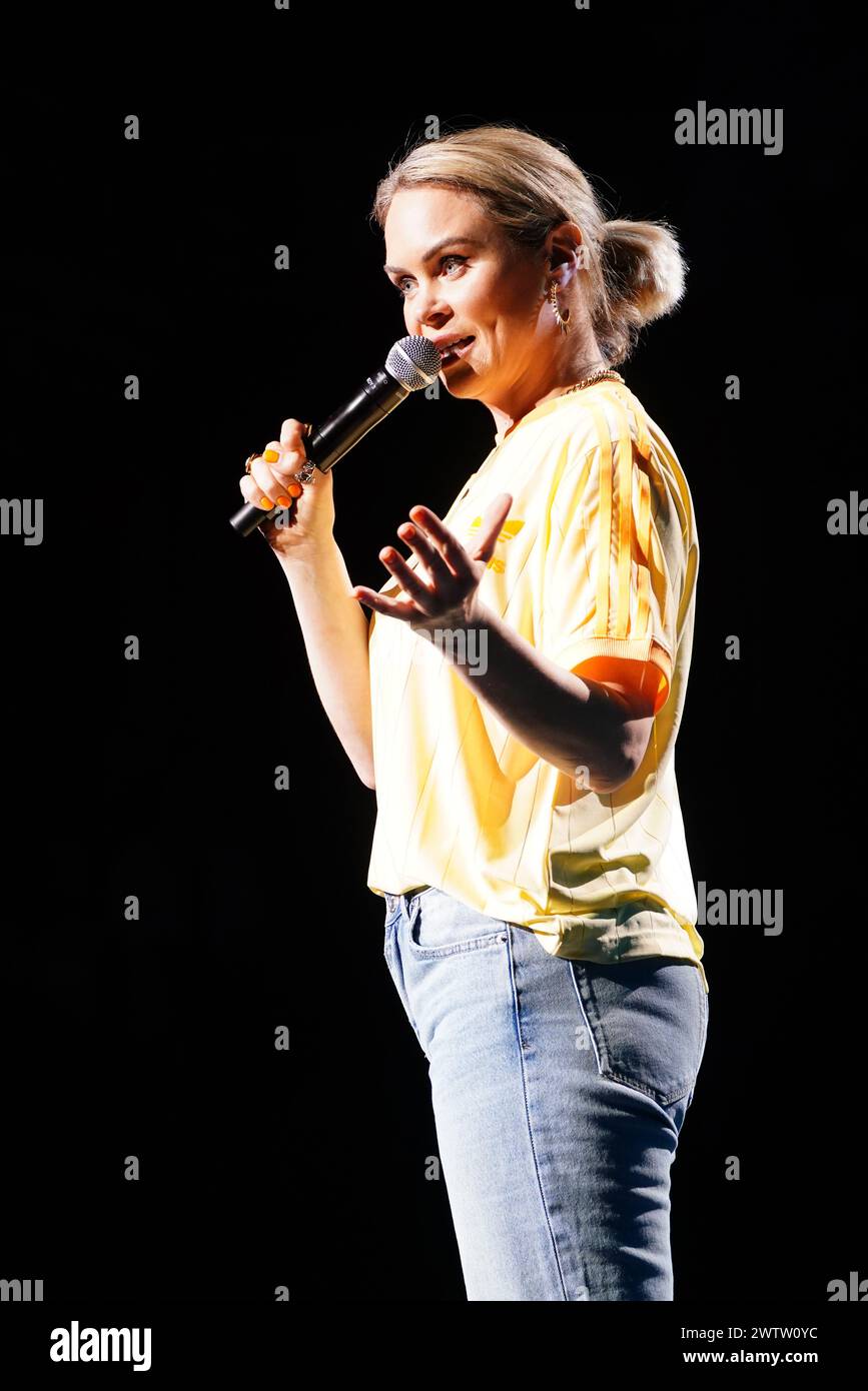 Joanne McNally On Stage During A Night Of Comedy The Teenage Cancer joanne-mcnally-on-stage-during-a-night-of-comedy-the-teenage-cancer