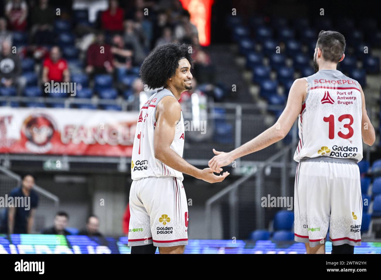 Antwerp, Belgium. 19th Mar, 2024. Antwerp's Justice Sueing celebrates