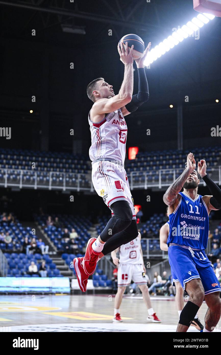 Antwerp, Belgium. 19th Mar, 2024. Antwerp's Nikola Jovanovic and