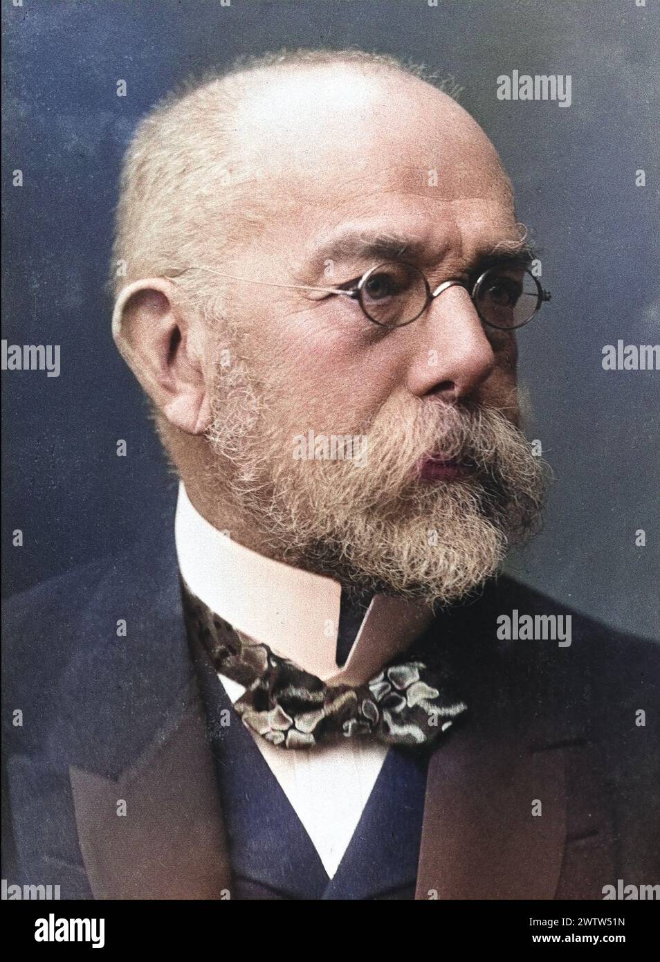 ROBERT KOCH (1843-1910) German physician and microbiologist about 1907 Stock Photo